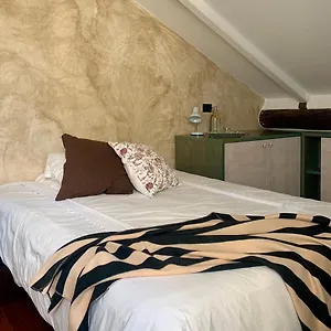 2* Couette-café Gioia House