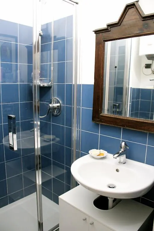 Oda ve Kahvaltı B&B Giacosa Milano